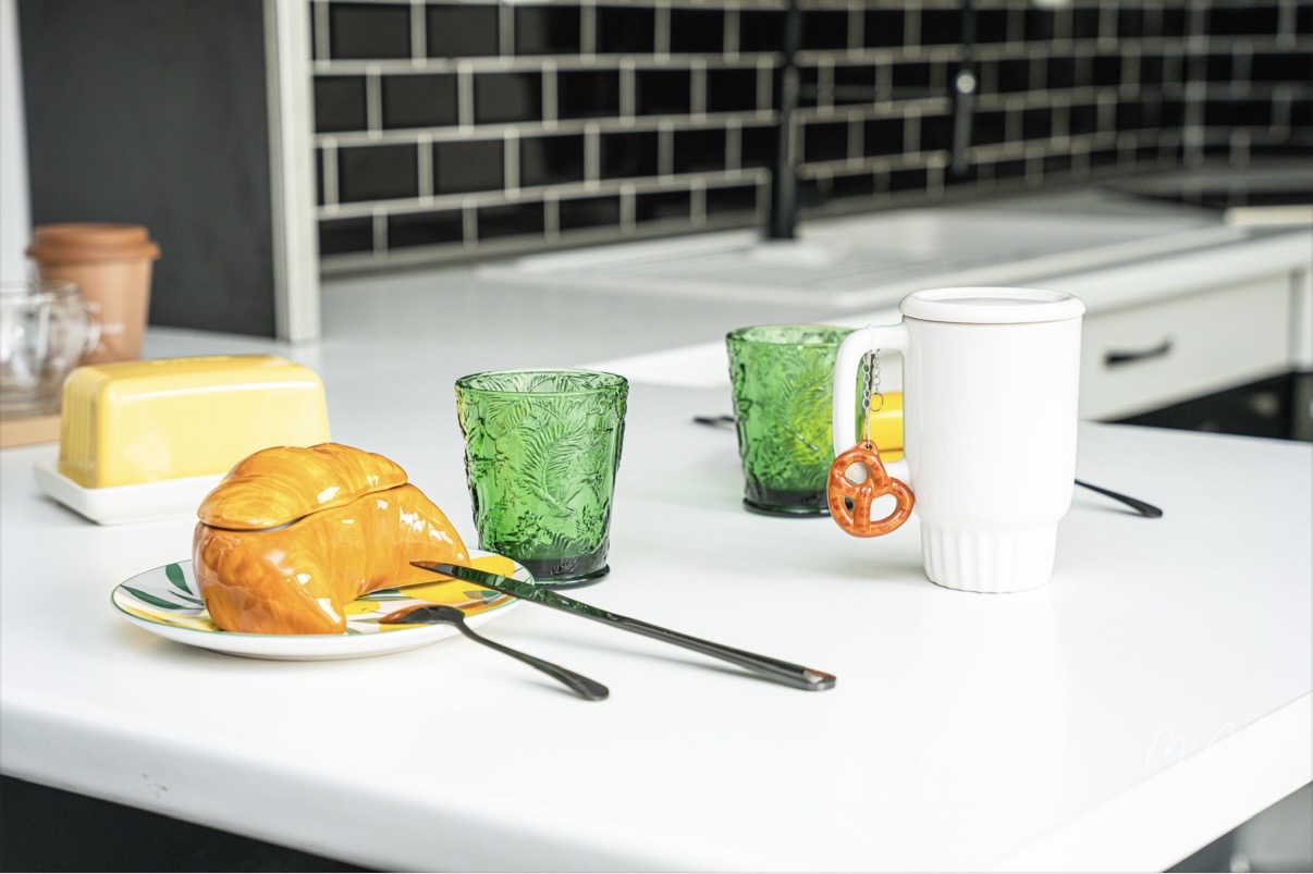 Mise en scène temporaire – détail cuisine croissant
